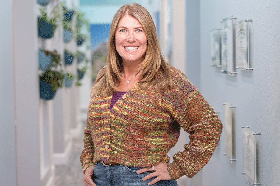 headshot of Dr. Deborah Staten, dentist and owner of Desert Hills Dental in Las Vegas, NV